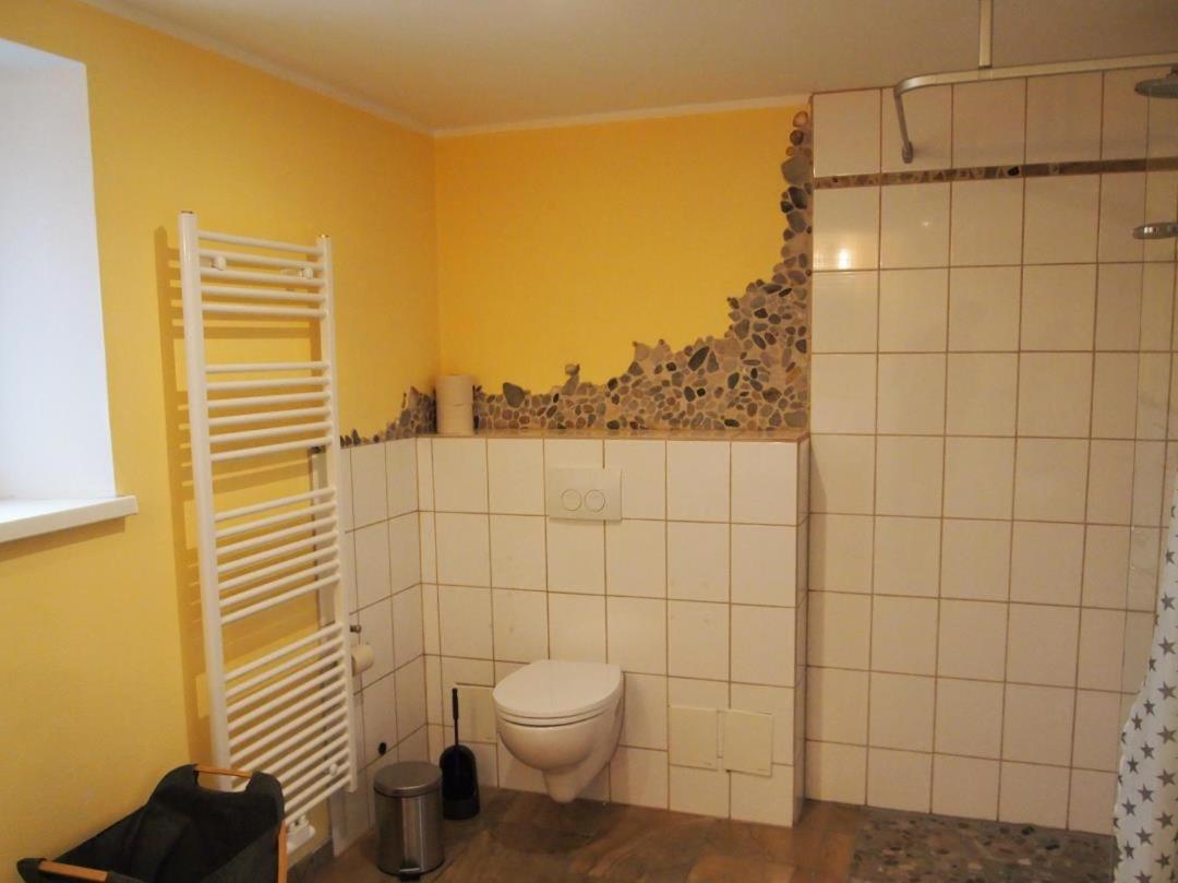 Neu Fewo Im Bauernhaus Mit Idyllischem Innenhof Und Naturgarten Mesekenhagen Kültér fotó